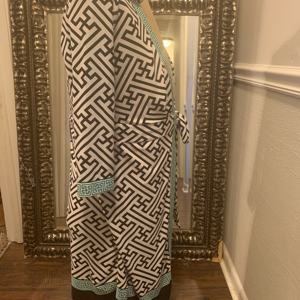 Sandra Darren Multi Color Pattern Dress - Picture 4 of 6